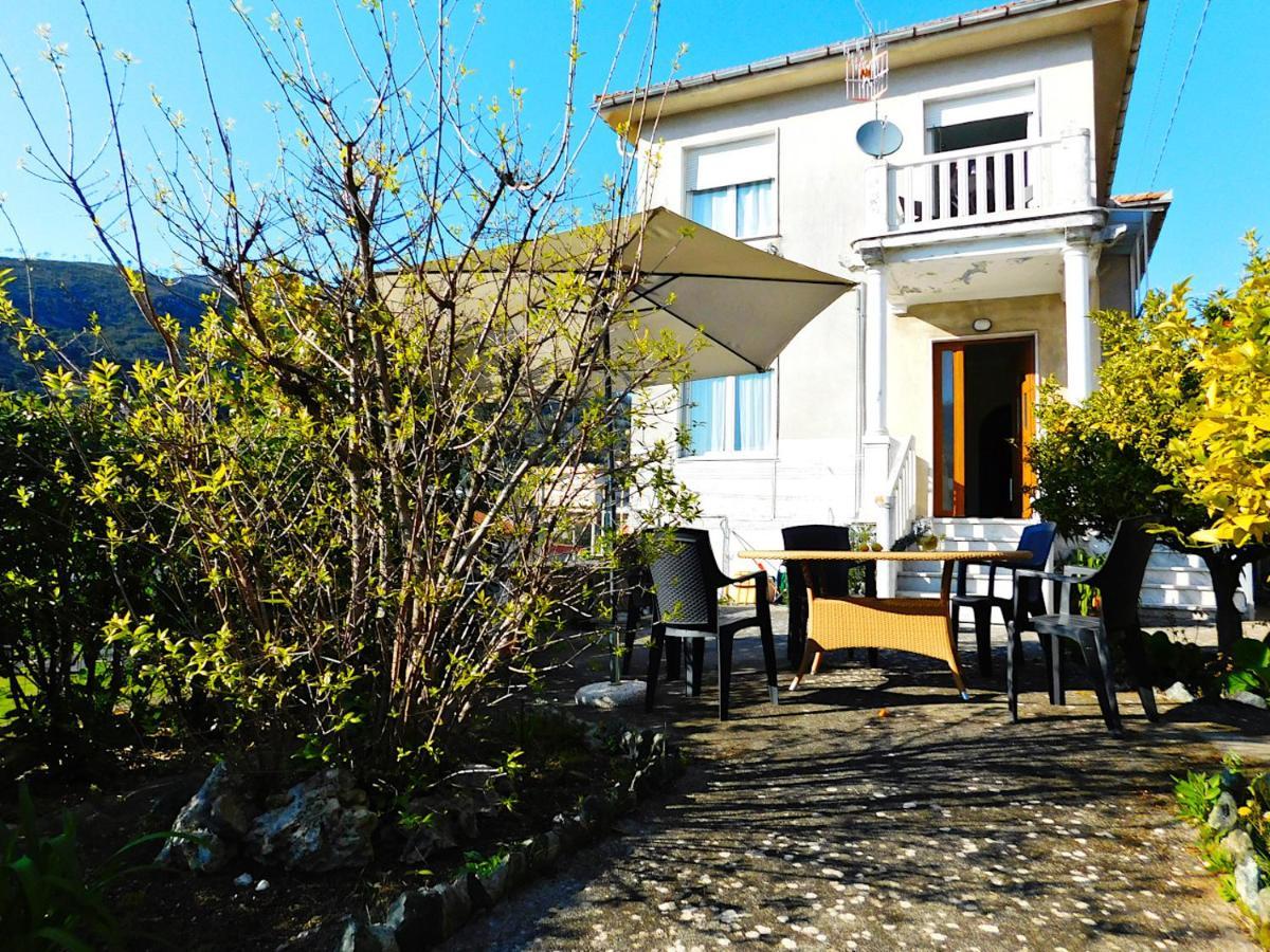 Villa Unifamiliare Con Posto Auto! Levanto Dış mekan fotoğraf