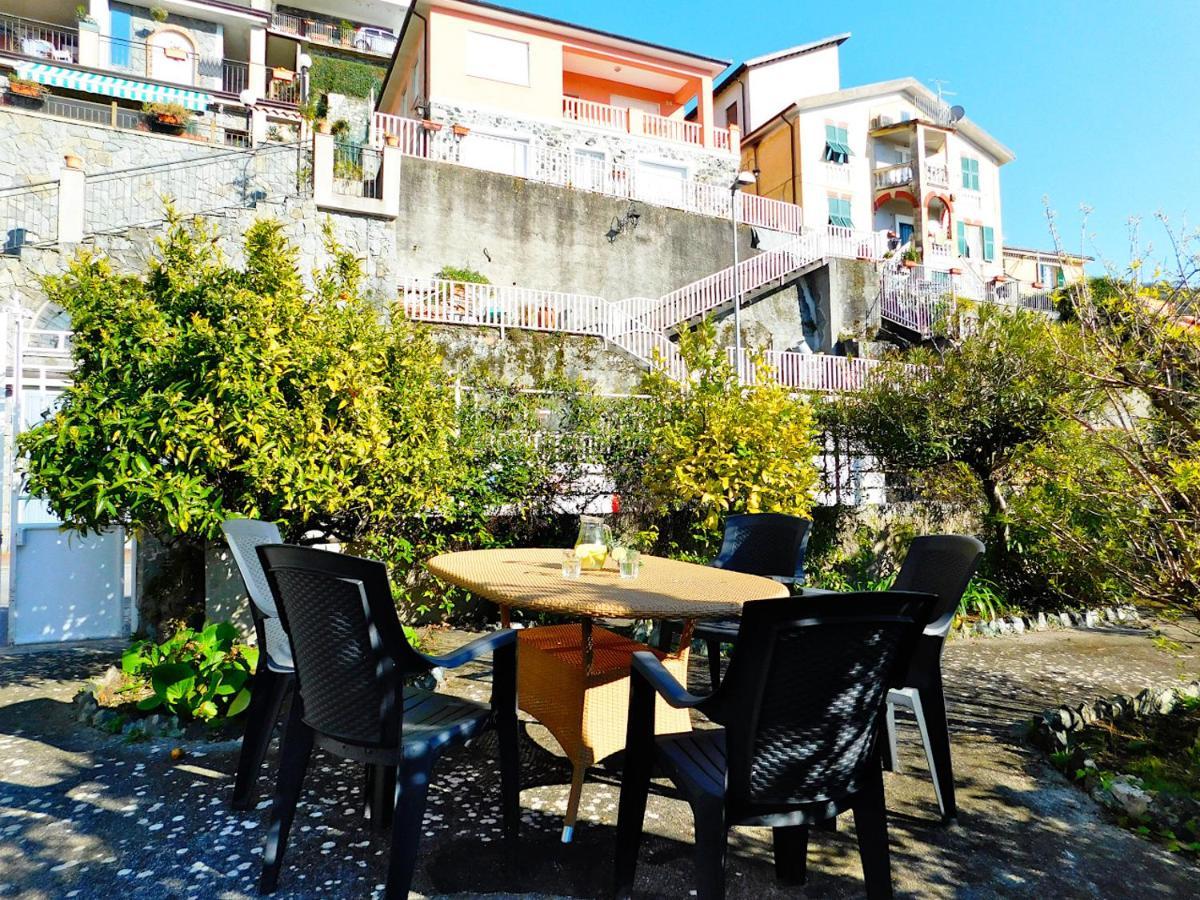 Villa Unifamiliare Con Posto Auto! Levanto Dış mekan fotoğraf